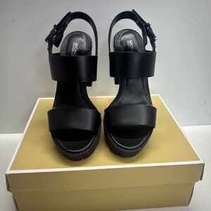 Michael Kors Holland Black Platform Sandals Size 8M